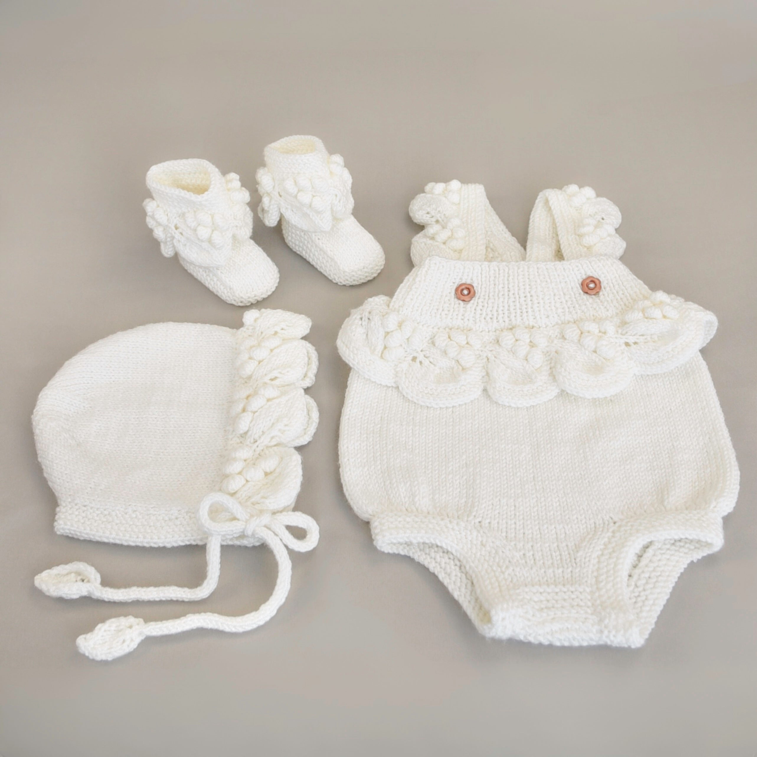 Lil‘ Grapes Knit Set - Ivory